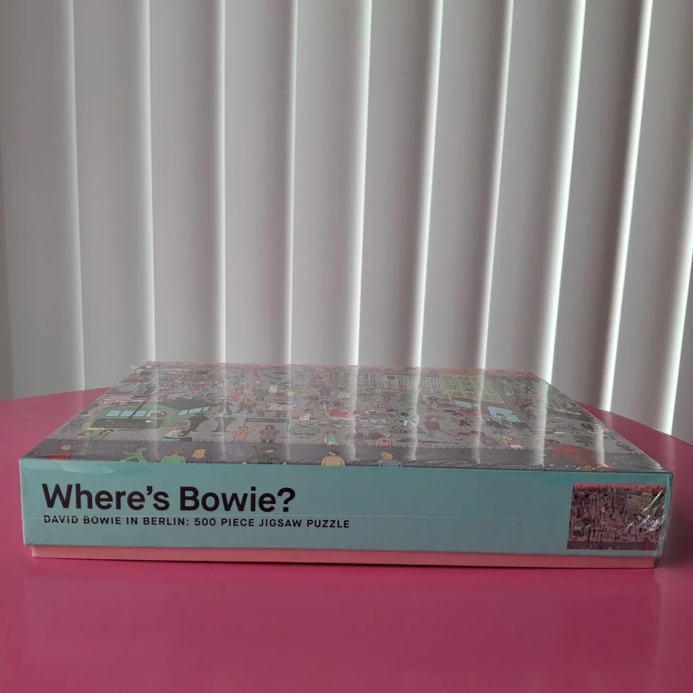 Where's Bowie David Bowie in Berlin 500 Piece Jigsaw Puzzle Smith St Gift NEW - Picture 3 of 6